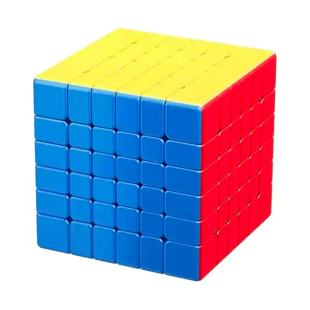 Cubo di Rubik 5x5 colorato, puzzle tridimensionale per appassionati di enigmistica e giochi di logica.