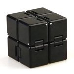 Puzzle scientifico 3D in plastica nera, composto da blocchi modulari che si incastrano tra loro, ideale come decorazione o oggetto di studio scientifico.