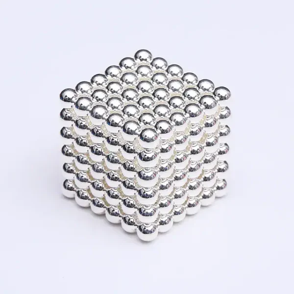 Blocchi di palline di acciaio magnetiche 3D, oggetti scientifici decorativi per esposizioni e decorazioni da scrivania.