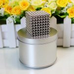 Sfera di magnesio a magneti metallici, creata con palline di magneti in acciaio, forma un cubo 3D, oggetto decorativo scientifico.