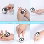 Palline di metallo lucido per esperimenti scientifici e decorazioni, ideali per attività educative e giochi di equilibrio. Design elegante e riflettente, perfette per appassionati di scienza e decoraz.