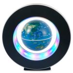 Mappamondo luminoso 3D con effetti di luce colorata, perfetto come decorazione scientifica e oggetto educativo per appassionati di geografia e scienza.