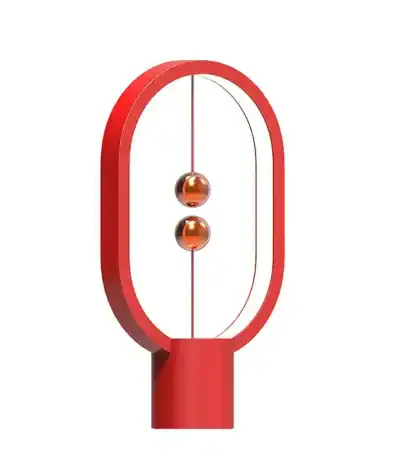 Pendolo di Newton con sfere metalliche in stile moderno, decorazione scientifica elegante e innovativa per ambienti di lavoro o studio.