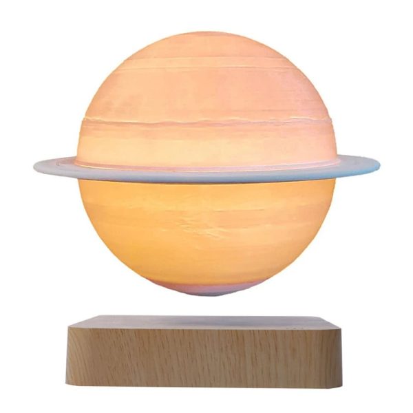 Modello di pianeta Saturno in legno con illuminazione soffusa, decorazione scientifica originale e moderna, perfetta per appassionati di astronomia e decorazioni uniche.