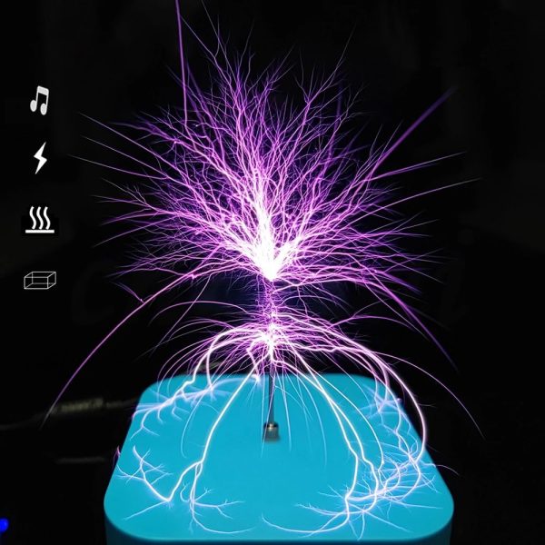 Modello di scarica di Tesla con fulmini viola che si diramano da una base blu, creando un effetto visivo impressionante e dinamico.