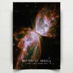 Immagine della Nebulosa Farfalla, una spettacolare formazione cosmica con colori vivaci e dettagli intricati, rappresentante una nebulosa a forma di farfalla nello spazio profondo.