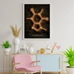 Decorazione luminosa con la struttura chimica della caffeina, perfetta per ambienti moderni e studi.
