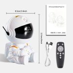 Figura di un astronauta giocattolo con casco, telecomando, cavo USB e manuale, ideale come decorazione scientifica o regalo educativo per appassionati di spazio.