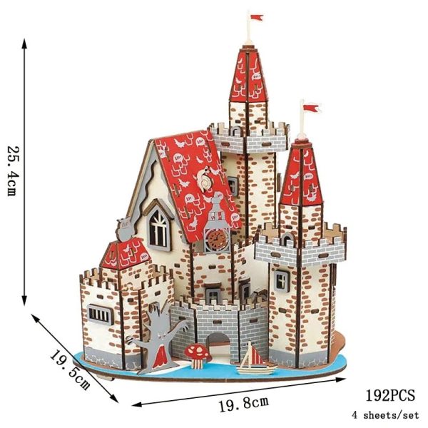 Castello di legno decorativo con torri e bandiere, modello 3D per bambini e collezionisti.