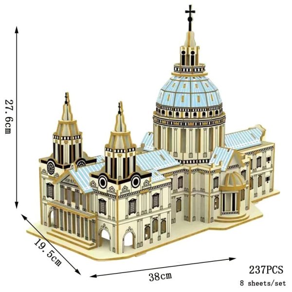 Miniatura di edificio storico con dettagli architettonici elaborati.