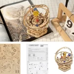 Orologio in legno con pianeti, stelle e movimento meccanico, decorazione scientifica educativa, perfetto come oggetto da collezione o decorazione per appassionati di astronomia e ingegneria.