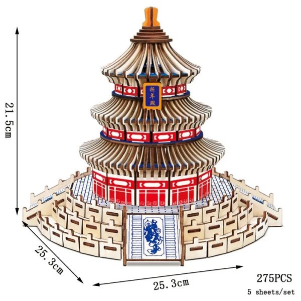 Modello di pagoda cinese in legno, puzzle 3D con dettagli architettonici tradizionali, perfetto come decorazione scientifica o oggetto da collezione.
