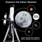 Telescopio puntato verso il cielo con immagini di Luna, Marte, Giove e Saturno, per esplorare il sistema solare e i corpi celesti.