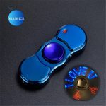Oggetto scientifico decorativo con disco rotante e elemento luminoso blu, ideale per appassionati di scienza e decorazioni innovative.