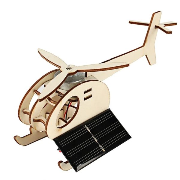 Modello di elica con pannello solare, oggetto scientifico decorativo in legno e plastica, ideale per esposizioni educative e decorazioni a tema aerospaziale.