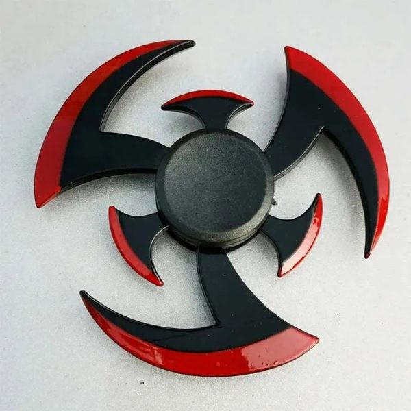 Pallone di fissione nucleare in miniatura, decorativo e simbolico, con design moderno e colori nero e rosso. Perfetto come oggetto decorativo scientifico o regalo originale.