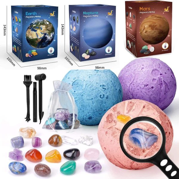 Set di oggetti scientifici con pianeti Earth, Nettuno e Marte, inclusi materiali per esperimenti e decorazioni educative, perfetti per appassionati di scienza e studenti.