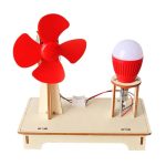 Ventilatore e lampada scientifica in kit didattico con base in legno e componenti elettrici, ideale per esperimenti educativi e decorazioni a tema scientifico.