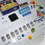 Set di strumenti scientifici per esperimenti e decorazioni.