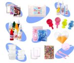 Oggetti scientifici e decorazioni con argilla soft, colori e materiali per attività creative e scientifiche, perfetti per laboratori e decorazioni educative.