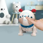 Oggetto scientifico interattivo con schermo e sensore tattile, ideale come decorazione educativa e divertente per ambienti di studio o camerette dei bambini.