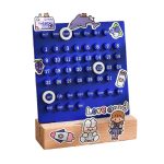 Calendario magnetico educativo con personaggi e decorazioni allegre, perfetto per insegnare ai bambini i giorni della settimana e i mesi dell'anno in modo divertente.