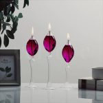Vasi decorativi con fiamme LED in stile scientifico, ideali come oggetti di arredamento e decorazioni per ambienti moderni e scientifici.