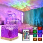 Luci LED multicolore per decorazioni e ambienti, con telecomando per controllare effetti luminosi e colori.