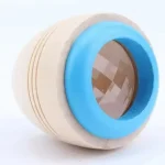 Modello di oggetto scientifico in legno e plastica con dettagli colorati, ideale per decorazioni educative e scientifiche. Perfetto per ambienti scolastici e laboratori didattici.