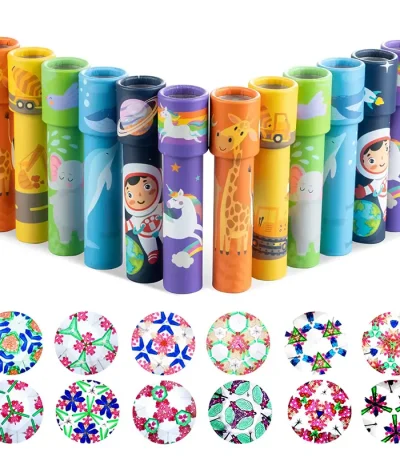 Set di decorazioni scientifiche colorate con motivi di animali e spazio, perfette per feste a tema educative e divertenti, ideali per bambini e appassionati di scienza.