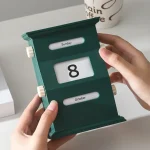 Calendario perpetuo con data, giorno della settimana e mese, ideale come decorazione scientifica o da scrivania.