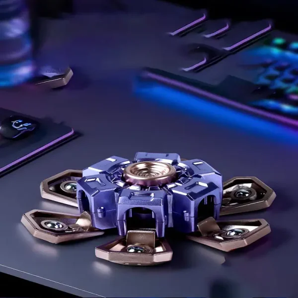 Piatto rotante con componenti scientifici e tecnologia, utilizzato per esperimenti o decorazioni scientifiche, con dettagli metallici e design futuristico.