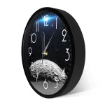 Orologio da parete con design spaziale, mostra la luna e le stelle, perfetto come decorazione scientifica per appassionati di astronomia e scienza.