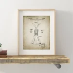 Stamperia di un disegno tecnico di un esperimento chimico vintage, perfetta come decorazione scientifica per appassionati di scienza e storia della chimica.