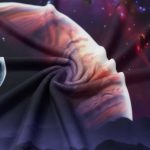 Oggetto scientifico decorativo con un design spaziale, raffigurante un'illustrazione di un pianeta e stelle, ideale per appassionati di scienza e decorazioni originali.