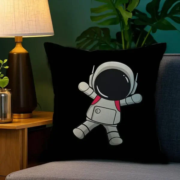 Cuscino decorativo con disegno di astronauta cartoon, ideale per ambienti moderni e spaziali, perfetto come regalo o decorazione per appassionati di spazio e scienza.