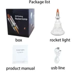 Lampada a razzo 3D per decorazioni scientifiche e modellismo, con manuale d'uso e cavo USB inclusi, ideale per appassionati di scienza e tecnologia.