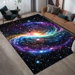 Vasta 2: Tappeto con stampa di una galassia colorata, perfetto come decorazione scientifica per ambienti moderni e creativi. Ideale per appassionati di astronomia e design spaziale.
