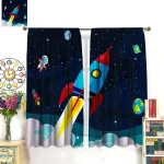 Tende con stampa spaziale e razzi, decorazione per camerette e ambienti a tema scientifico e spaziale.