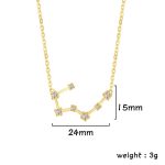 Collana elegante con pendente a forma di costellazione, realizzata in oro con dettagli di diamanti, lunghezza 24mm, altezza 15mm, peso 3g. Perfetta come regalo o accessorio di stile.