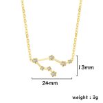 Collana elegante con stelle e pietre preziose, diamanti incastonati su una catena dorata, lunghezza 24mm, altezza 13mm, peso 3g. Perfetta come gioiello decorativo e scientifico.