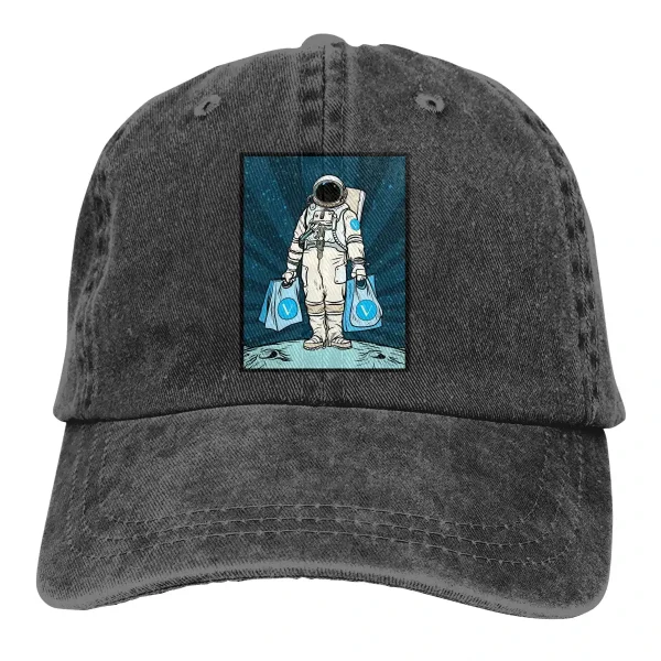 CAPPELLINO CON STAMPA DI UN ASTRONAUTA.