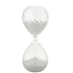 Vaso decorativo a forma di clessidra in vetro trasparente, elegante e moderno, perfetto come oggetto di design o decorazione scientifica.