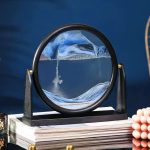 Pannello di cristallo con liquido e onde marine, decorazione scientifica ispirata alla fisica e all'oceanografia, ideale per ambienti educativi o di design.