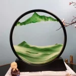 Scultura in vetroresina raffigurante montagne e paesaggio naturale, decorazione artistica ispirata alla natura, perfetta per ambienti domestici o uffici.