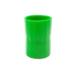 Tazza scientifica in plastica verde brillante, ideale per esperimenti e decorazioni scientifiche, resistente e colorata. Perfetta per studenti e appassionati di scienza.