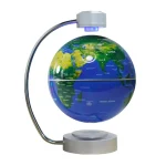 Mappamondo scientifico illuminato con base e braccio metallico, rappresenta la Terra con dettagli geografici e luci LED per un effetto educativo e decorativo.