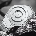 Orologio scientifico in stile futuristico con design moderno e dettagli metallici, perfetto come decorazione scientifica o oggetto di design innovativo.
