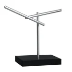 Supporto sperimentale con bracci metallici e base stabile, ideale per laboratori e decorazioni scientifiche.