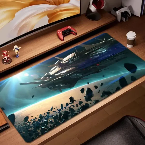Vassoio da scrivania con design di nave spaziale futuristica, perfetto per appassionati di scienza e tecnologia, ideale come decorazione originale e funzionale.